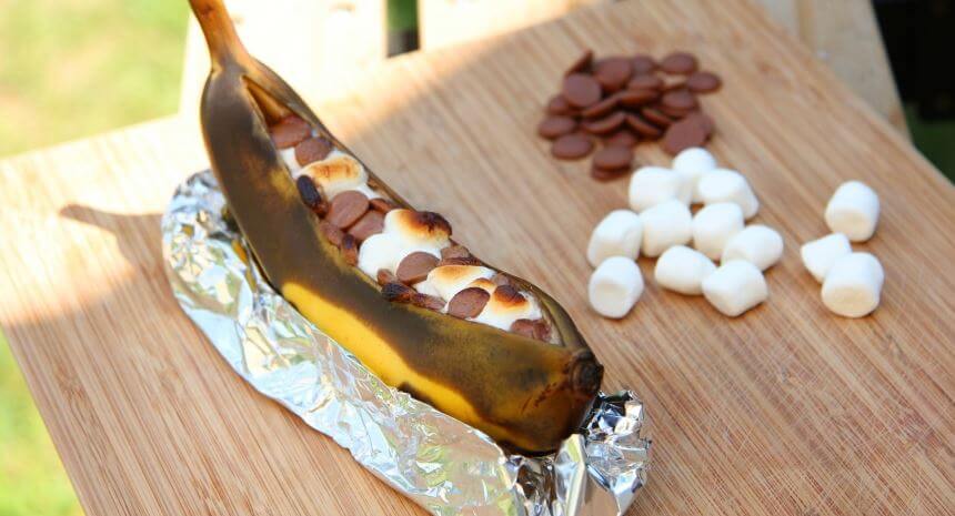 Grilled smores banana boats