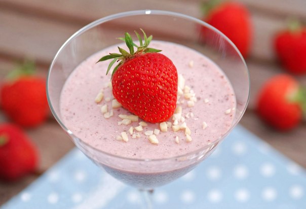 Chia Seed Pudding with Coconut Milk